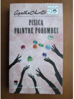 Agatha Christie - Pisica printre porumbei