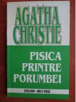 Agatha Christie - Pisica printre porumbei