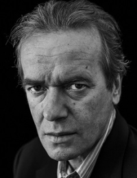 Martin Amis - Banii